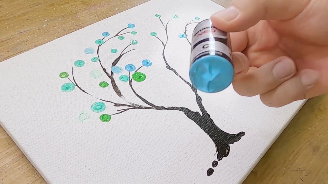 Painting with Recycled Batteries  / Simple Acrylic Painting Technique for Beginners